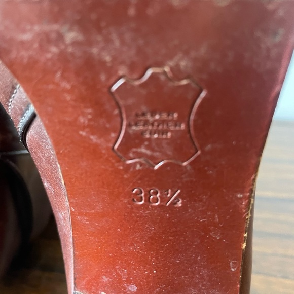 Bally, 8, designer brown leather women’s ankle boots with buckle and small heel - Picture 8 of 8